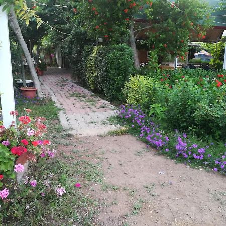 Kervan Pansiyon Çıralı Exterior foto